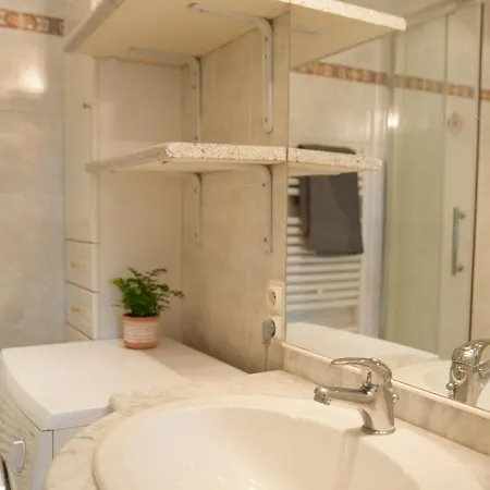 Apartment Joli Studio A Mandelieu-la-napoule *